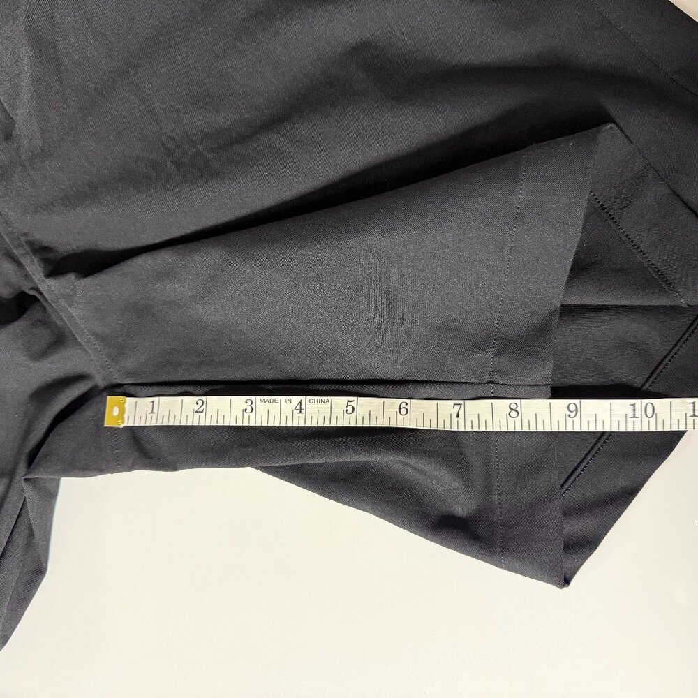 Lululemon Relaxed-Fit Smooth Twill Short 9" - Picture 9 of 9